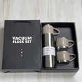 Caneca Térmica Inox 304 com 3 Xícaras – Garrafa de água com Isolamento 12h | Conjunto Presente Executivo